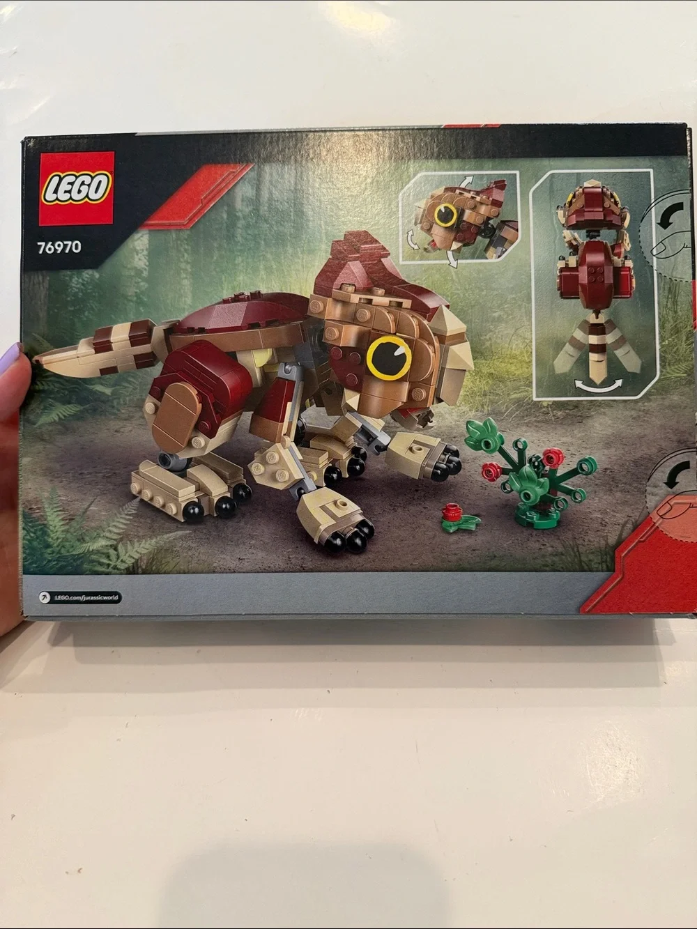NWT LEGO Jurassic World Baby Dinosaur Dolores Aquilips Building Set